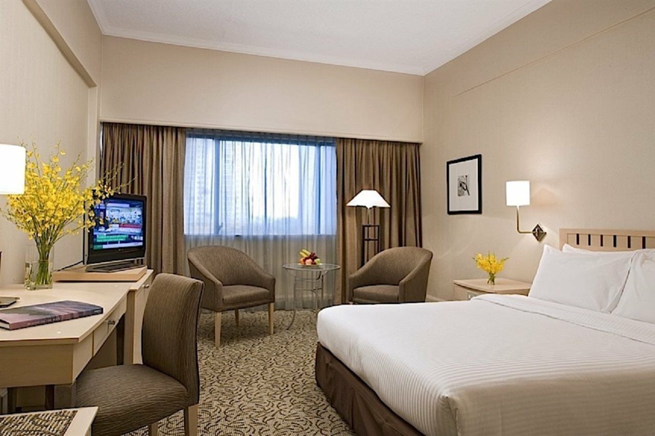 Khách sạn York 4*